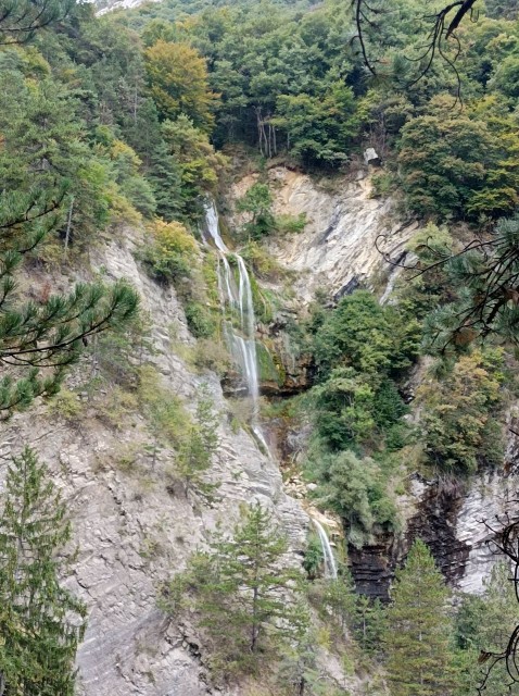 Cascade du Glzy (9).jpg